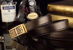 Givenchy Romantic Diamonds Pattern & Litchi Leather Strap Automatic Logo Buckle Mens Ratchet Belt For Sale 