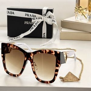 Hot Selling Widened Tortoise Frame Square Brown Lens Cutout Logo Hinge Prada Glasses—Faux Prada Latest Fashion Women'S Sunglasses