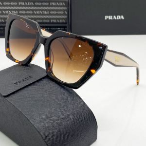For Sale Tortoiseshell Plastic Frame Square Brown Gradient Lens Prada Eyewear— Prada Spring Summer Women'S Sunglasses