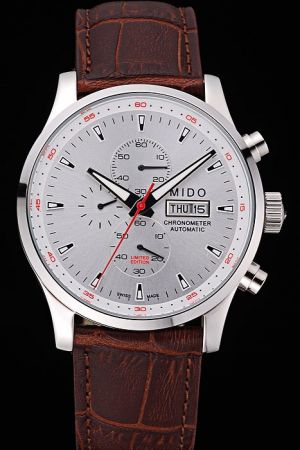  Mido Multifort Chronograph Silver Dial Luminous Scale With Red Arabic Numerals Red Second Hand Three Sub-dials Automatic Watch