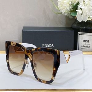 Prada Brown Lens Square Thick Frame Cutout Triangle Logo Detail White Temple Fashion Women'S Sunglasses