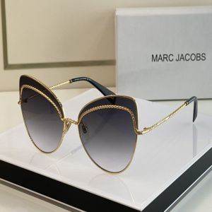  Marc Jacobs Silver Full Frame Cat Eye Grey Lenses Twisted Metal Detail Women'S High Fashion Sunglasses